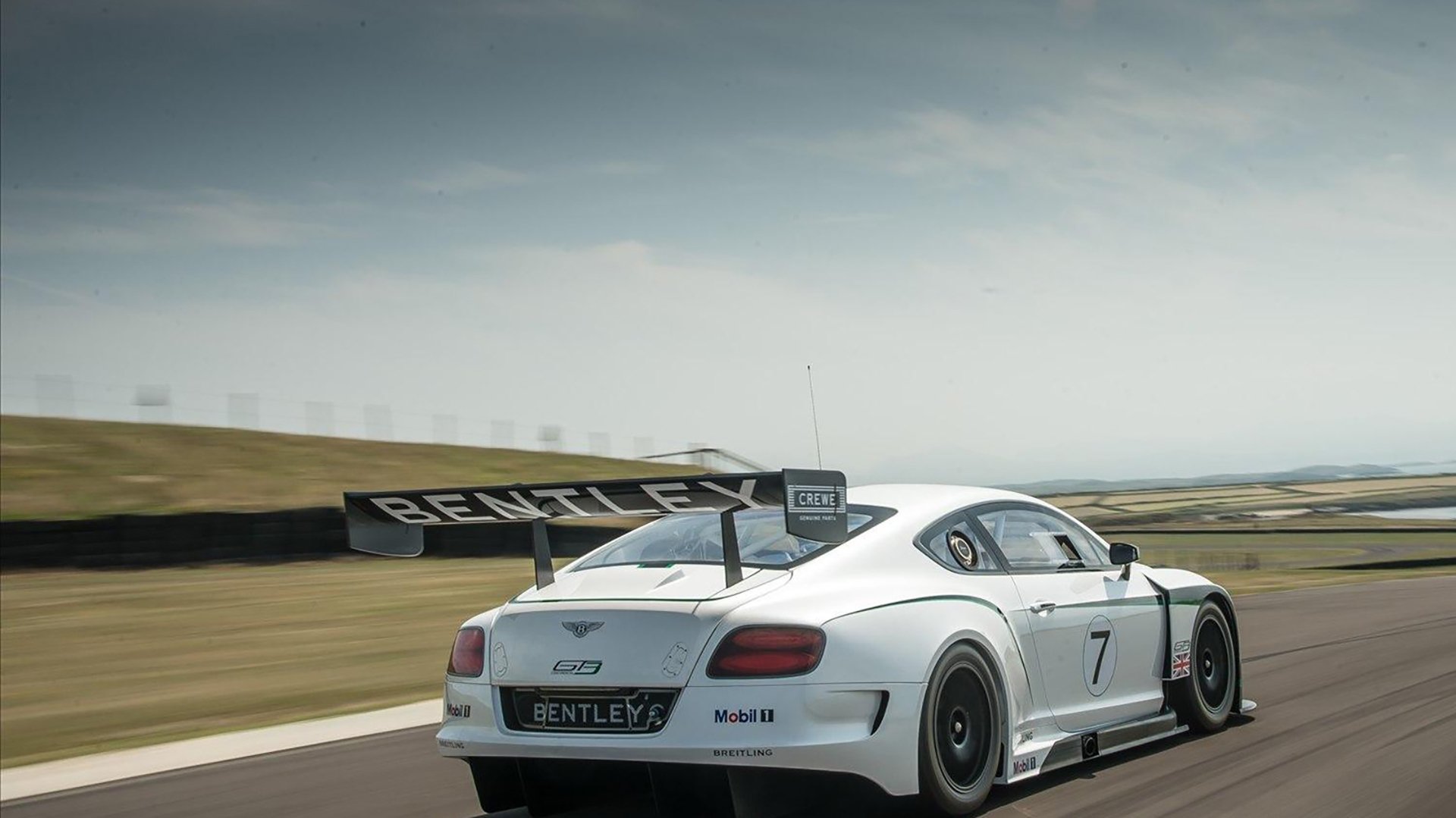 中国女篮团队文化建设增强凝聚力，女篮团队精神